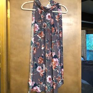 Never worn! Super cute dress!